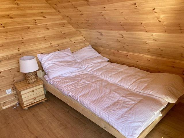 Mikołajki Kalinowy Sad Domki Z Jacuzzi I Sauna מראה חיצוני תמונה