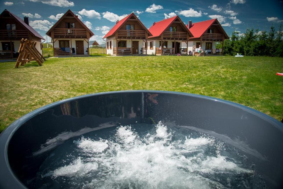 Mikołajki Kalinowy Sad Domki Z Jacuzzi I Sauna מראה חיצוני תמונה