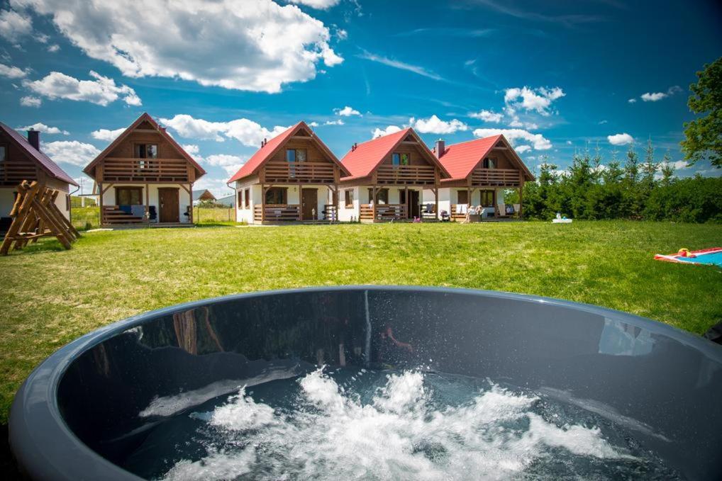 Mikołajki Kalinowy Sad Domki Z Jacuzzi I Sauna מראה חיצוני תמונה